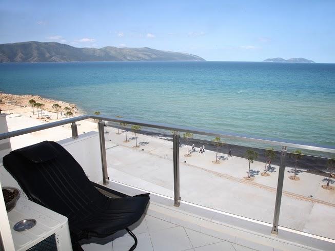 Martin Apartment Vlorë Esterno foto
